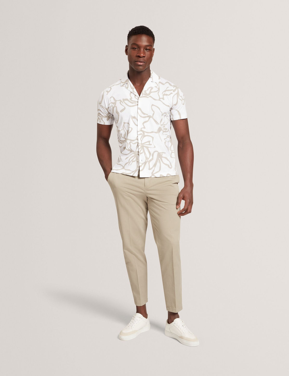 CLAUB | WHITE