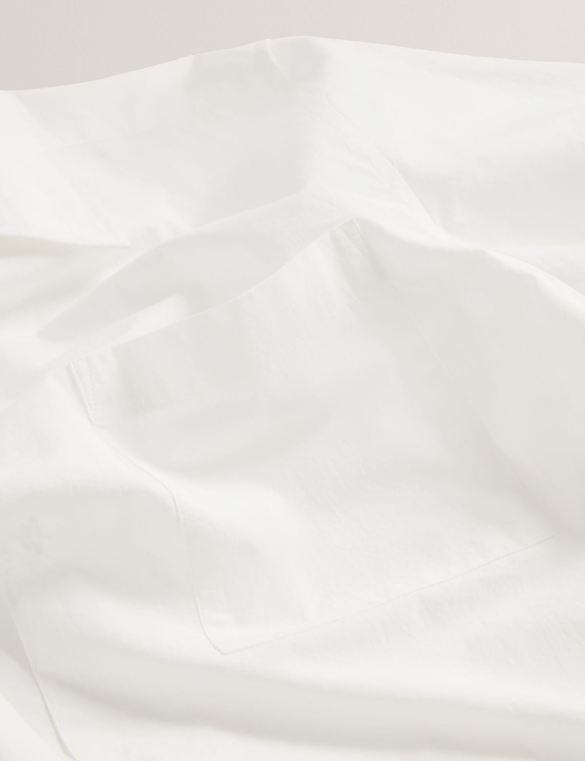 RADCLYF | WHITE