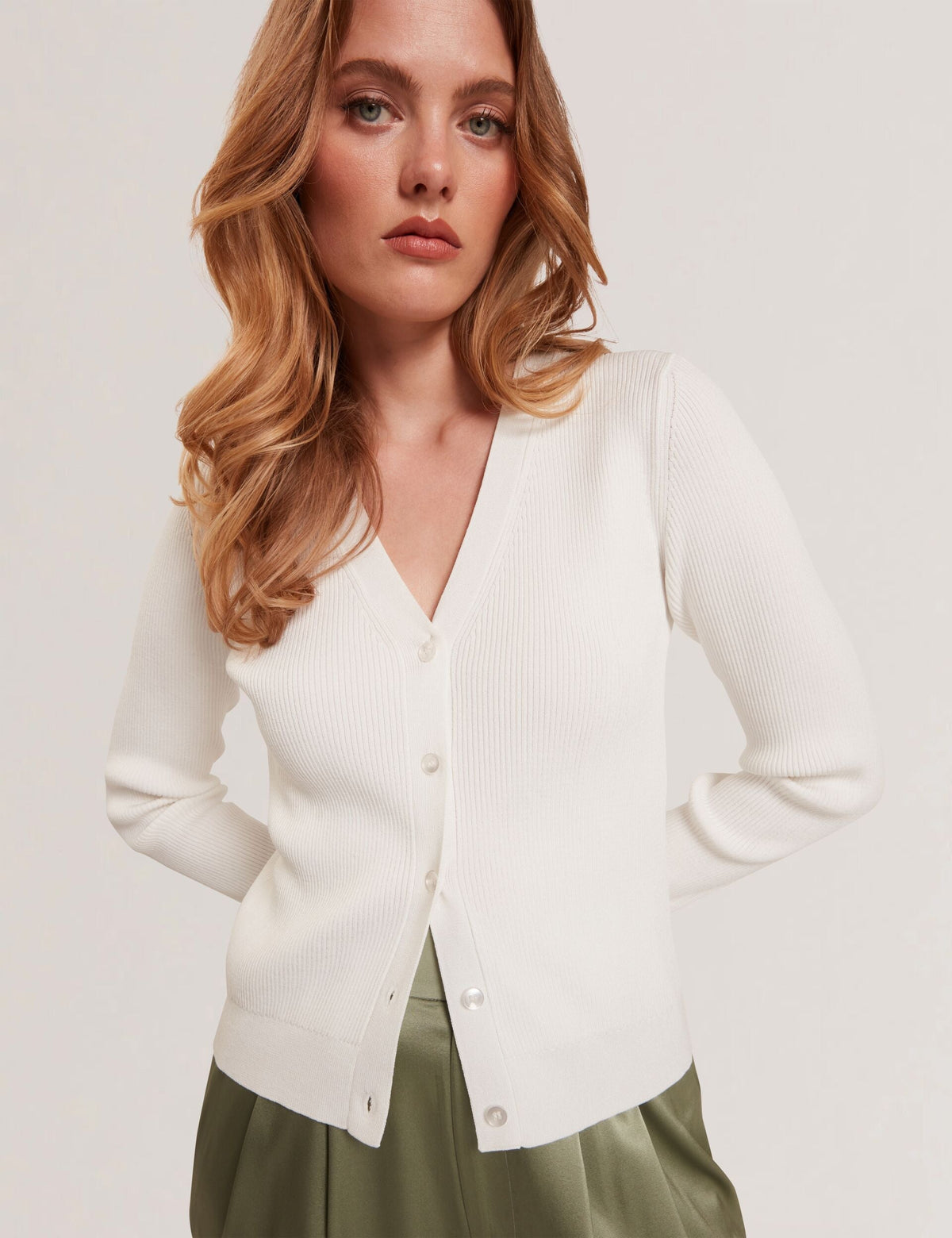 V-NECK CARDIGAN WITH RIB | NEW IVORY