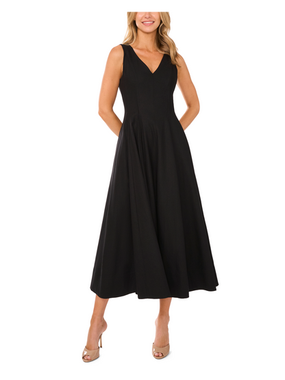 SLEEVELESS V-NECK PLEATED MAXI DRESS | RICH BLACK