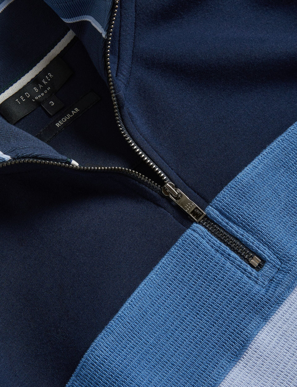 VELLER | NAVY