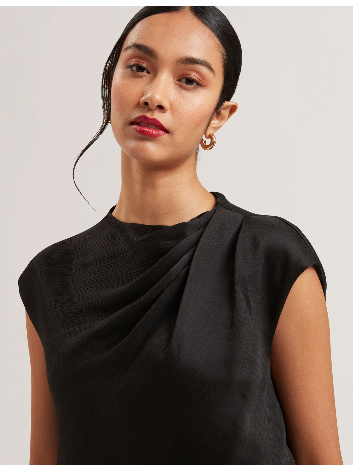 MISRINA | BLACK