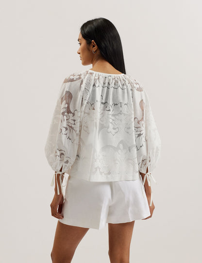 BACINA | WHITE