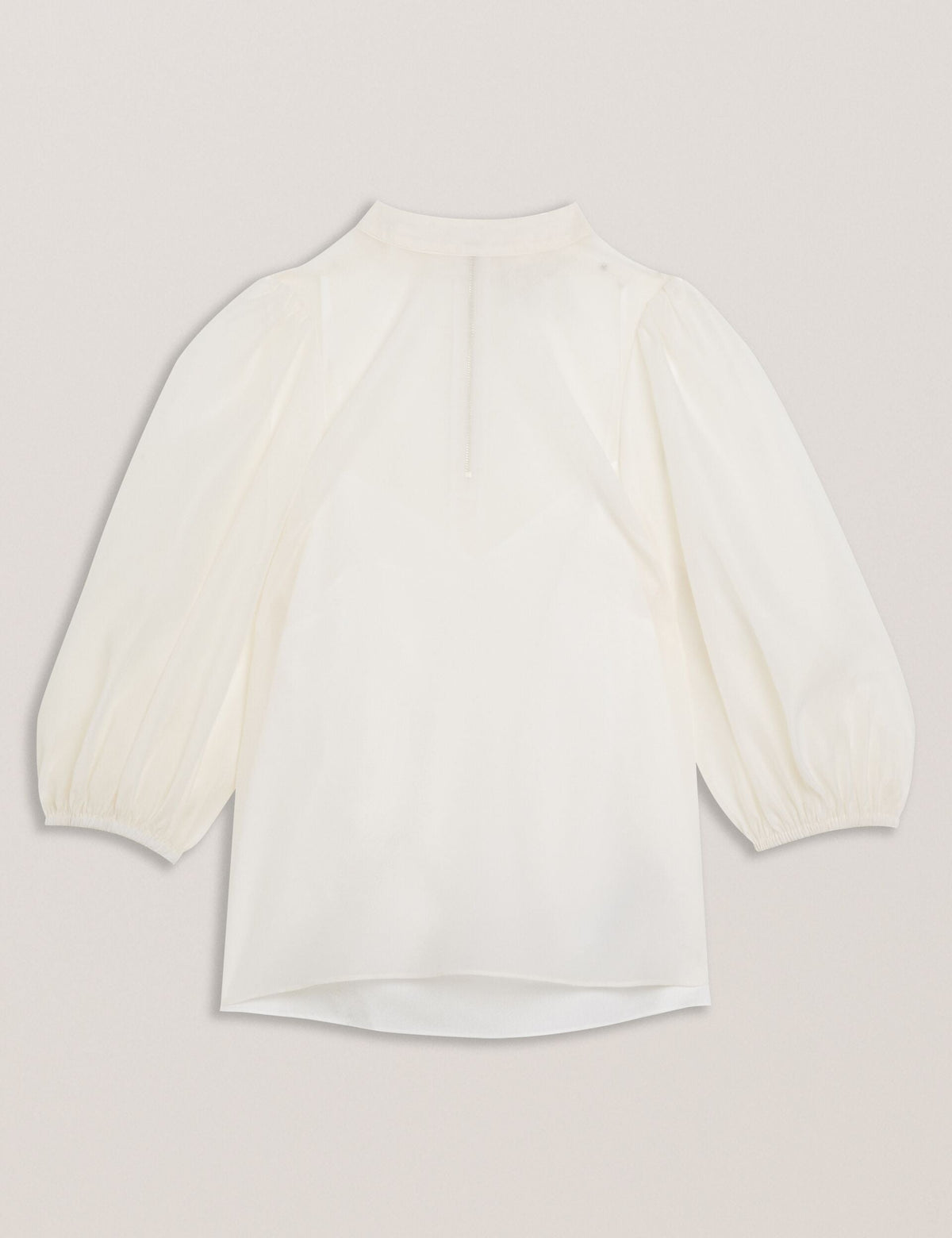 FRIAS | IVORY