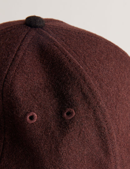 LEWIISS | BROWN