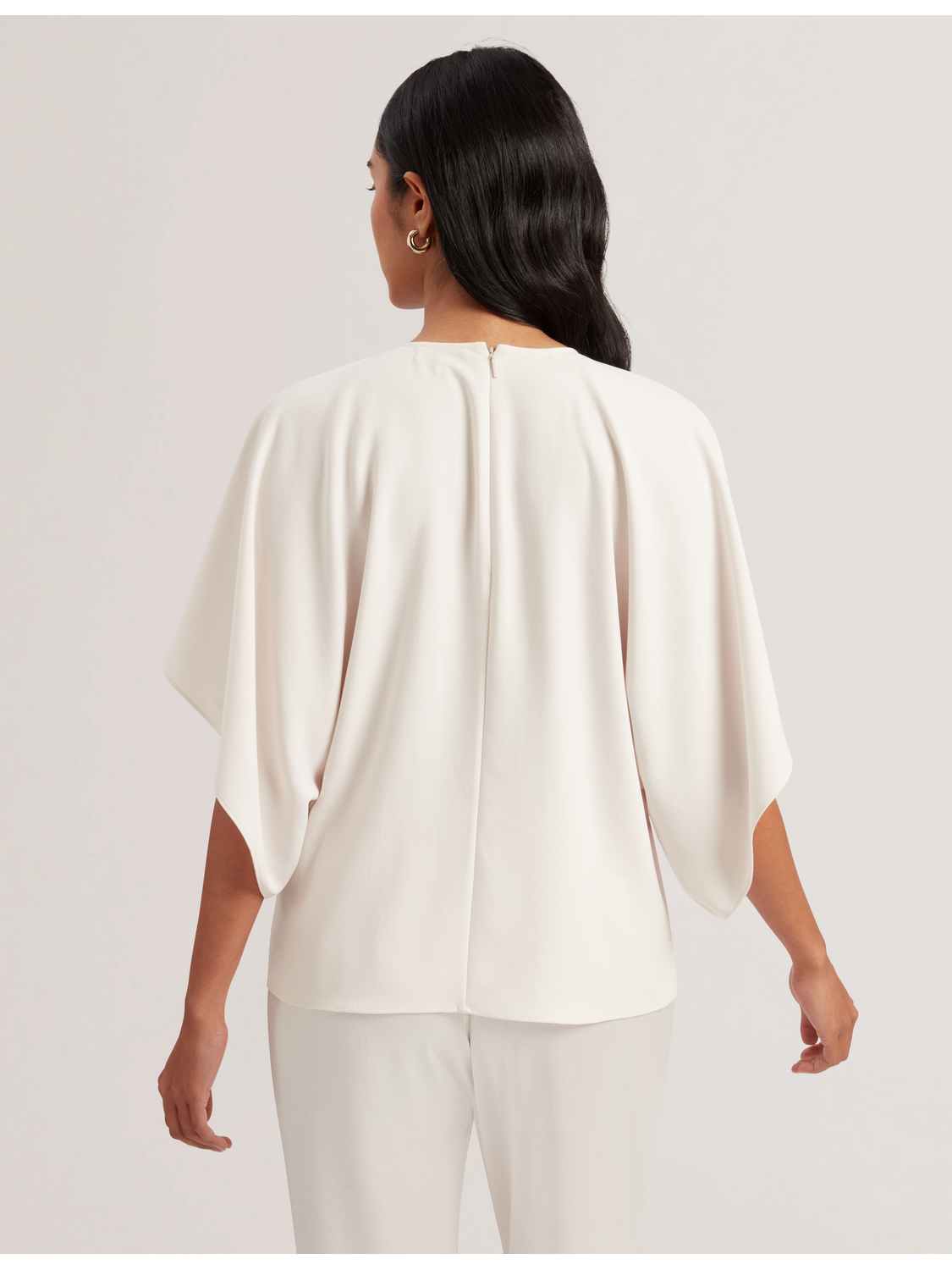 CHERIKA | IVORY