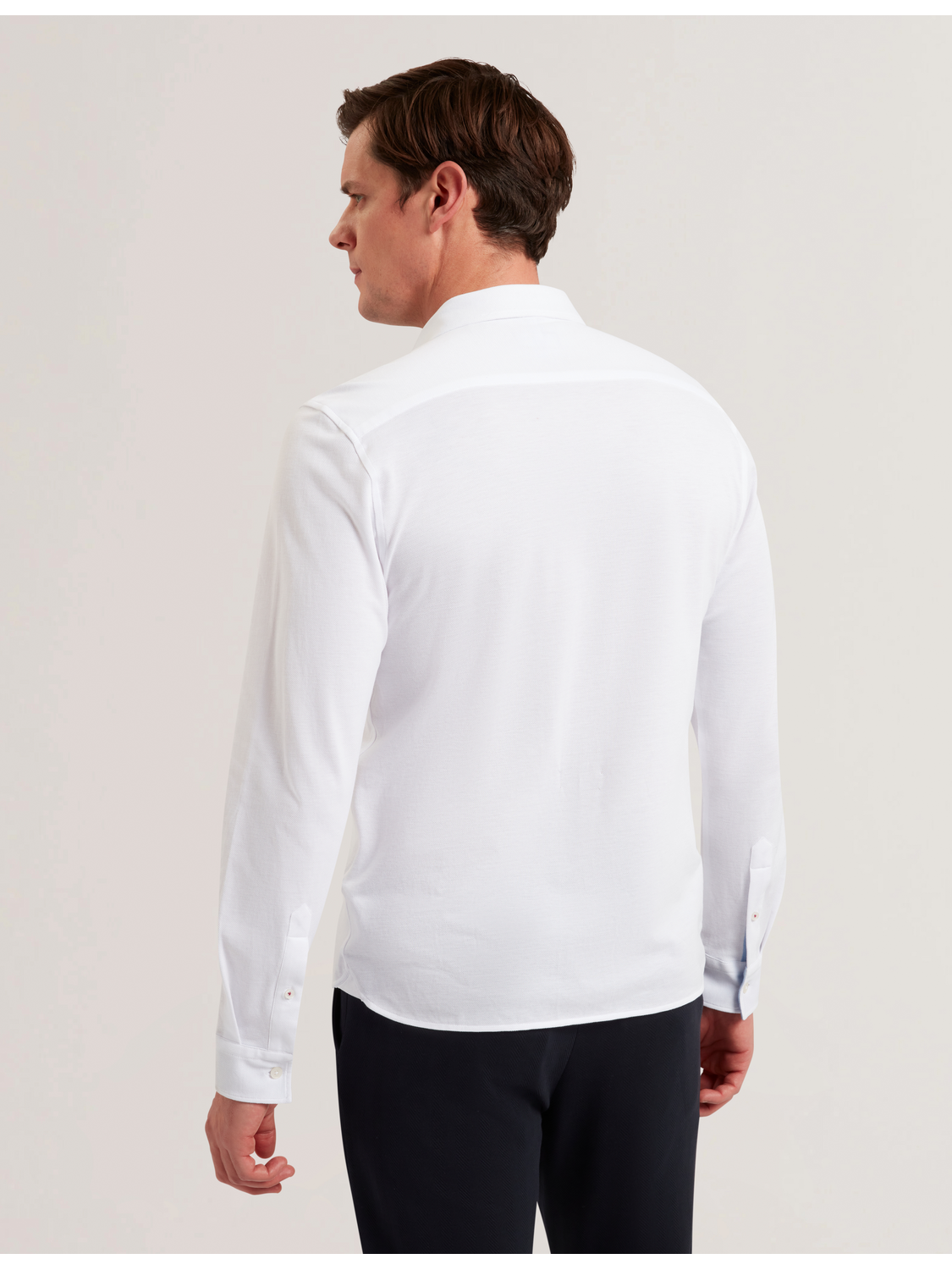 LUCKEY | WHITE