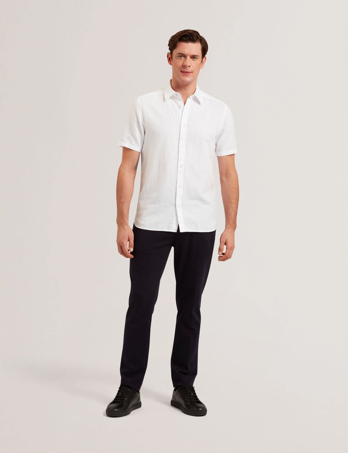 ZEFRE | WHITE