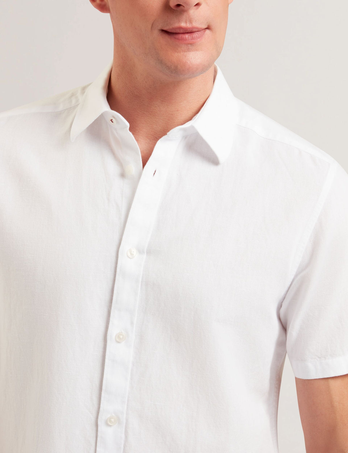 ZEFRE | WHITE
