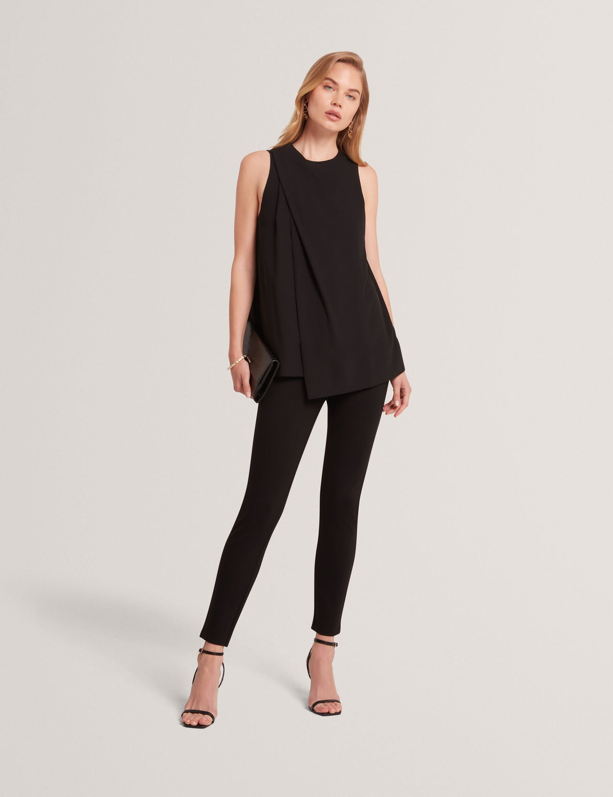 ICANA | BLACK