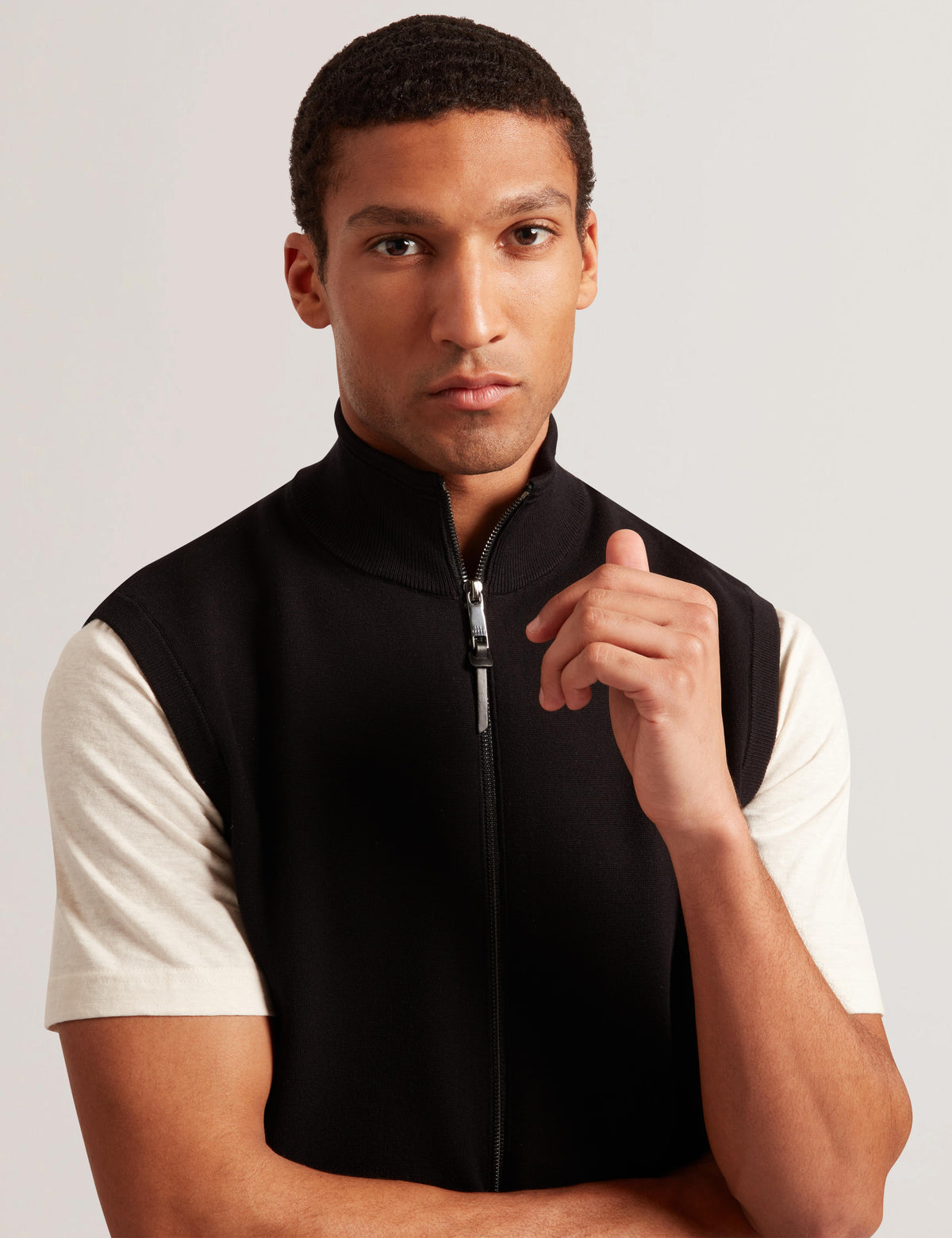 TERINCE | BLACK