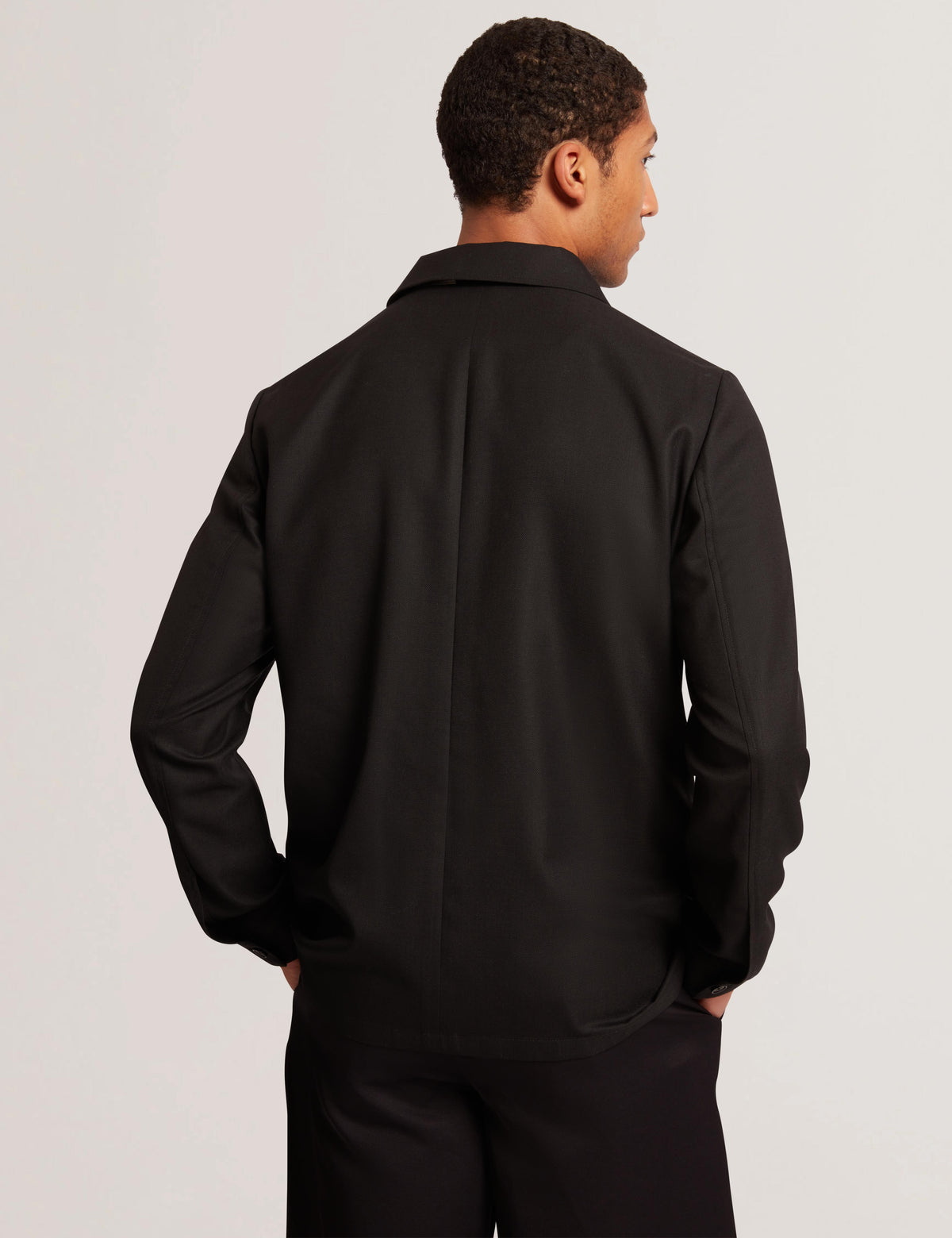 SELWYNJ | BLACK