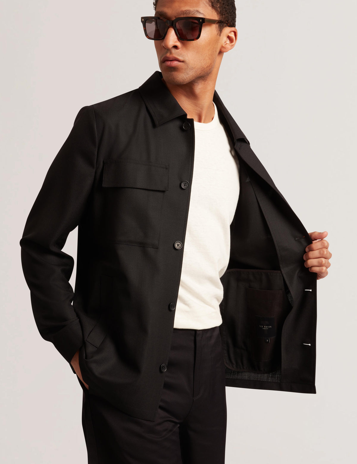 SELWYNJ | BLACK
