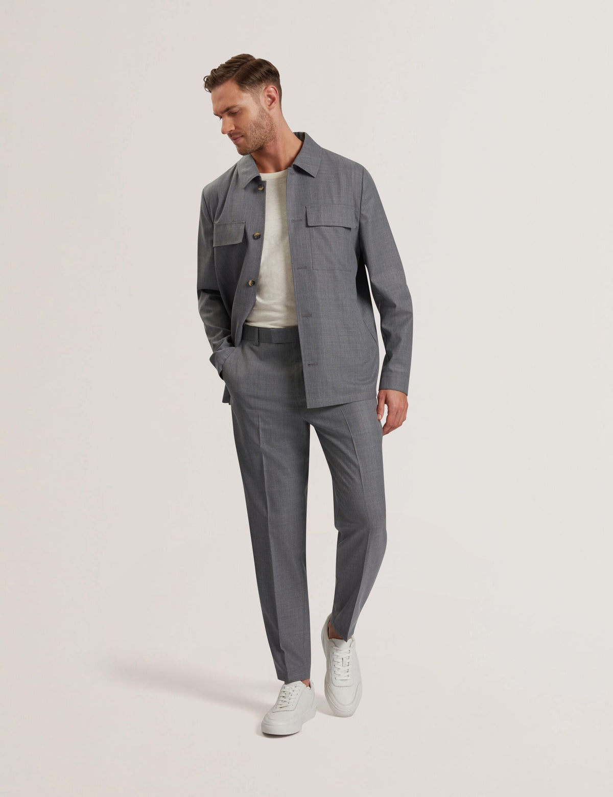 SELWYNJ | MID-GREY