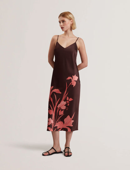 LATTENA | DK-BROWN