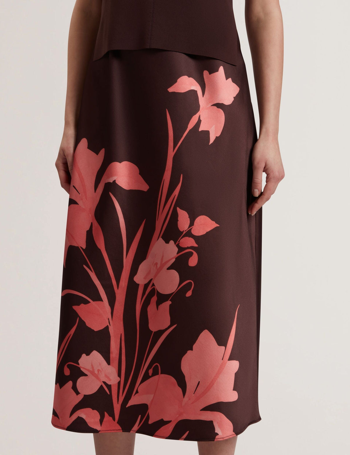 LATTENA | DK-BROWN