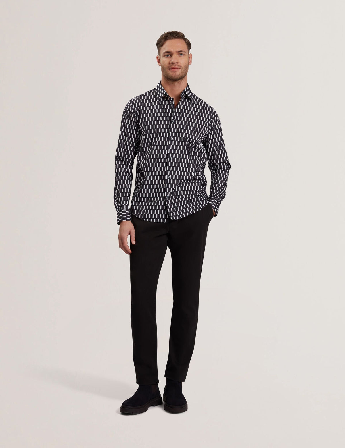 PEARSO | BLACK