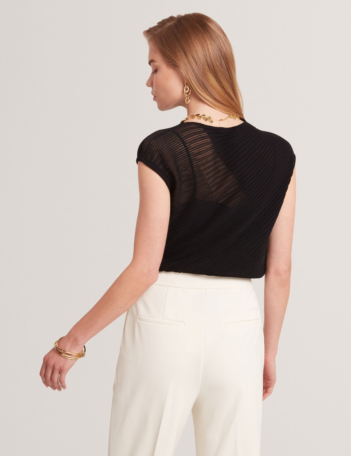 LAYYNII | BLACK