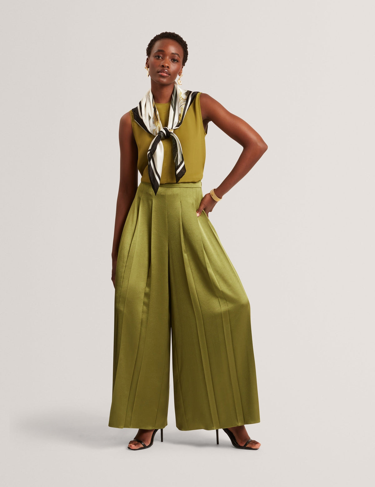 SHAMRA | MID-GREEN