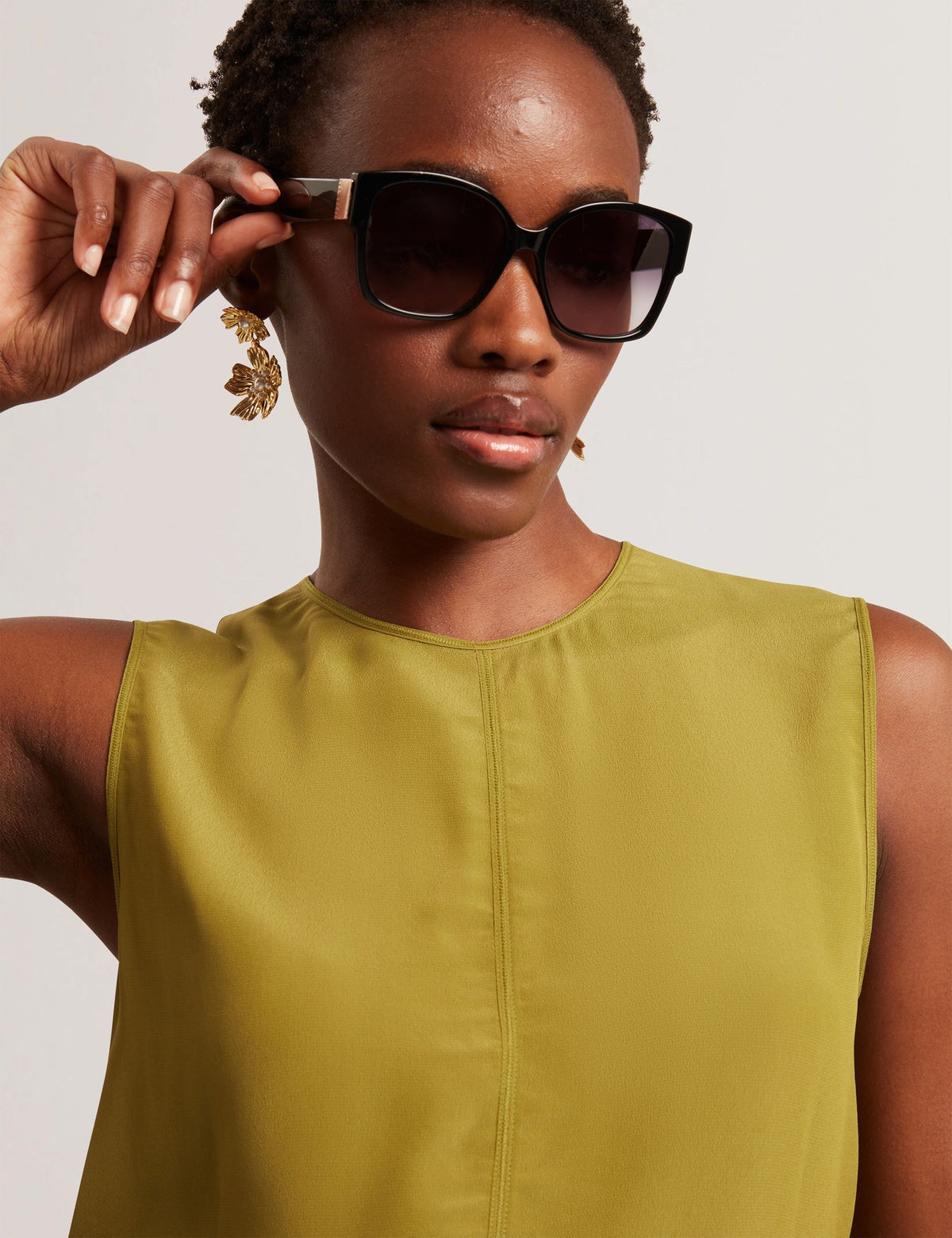 SHAMRA | MID-GREEN