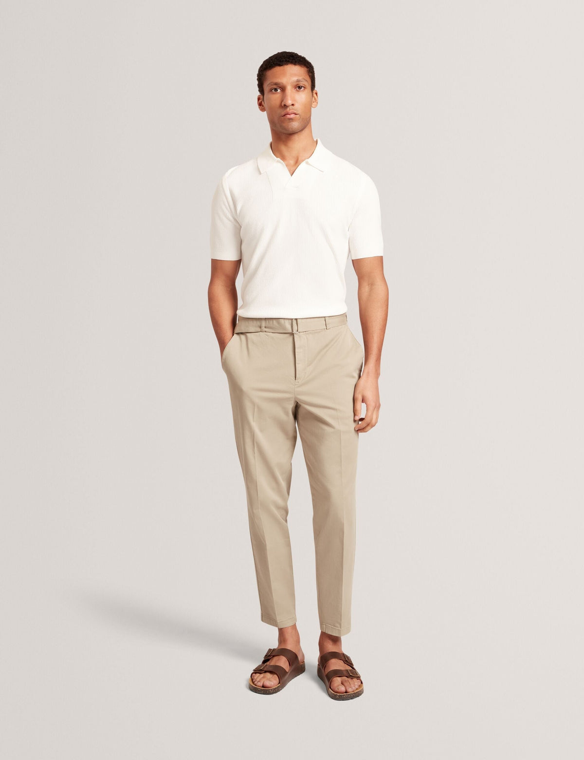 ARMODO | KHAKI