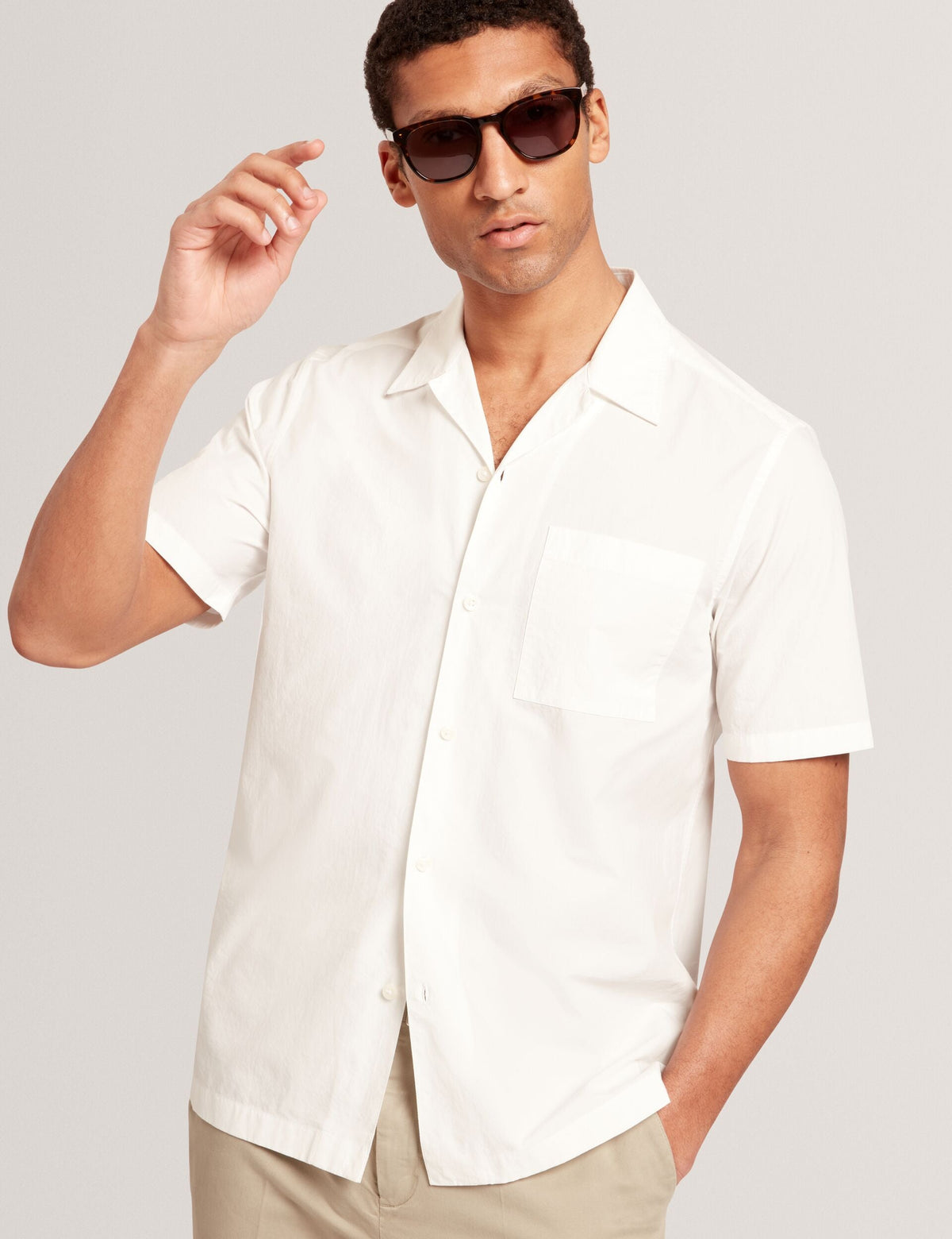 RADCLYF | WHITE
