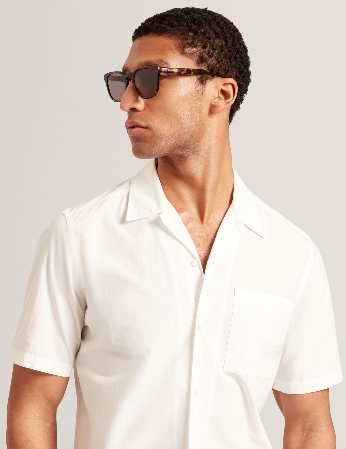 RADCLYF | WHITE