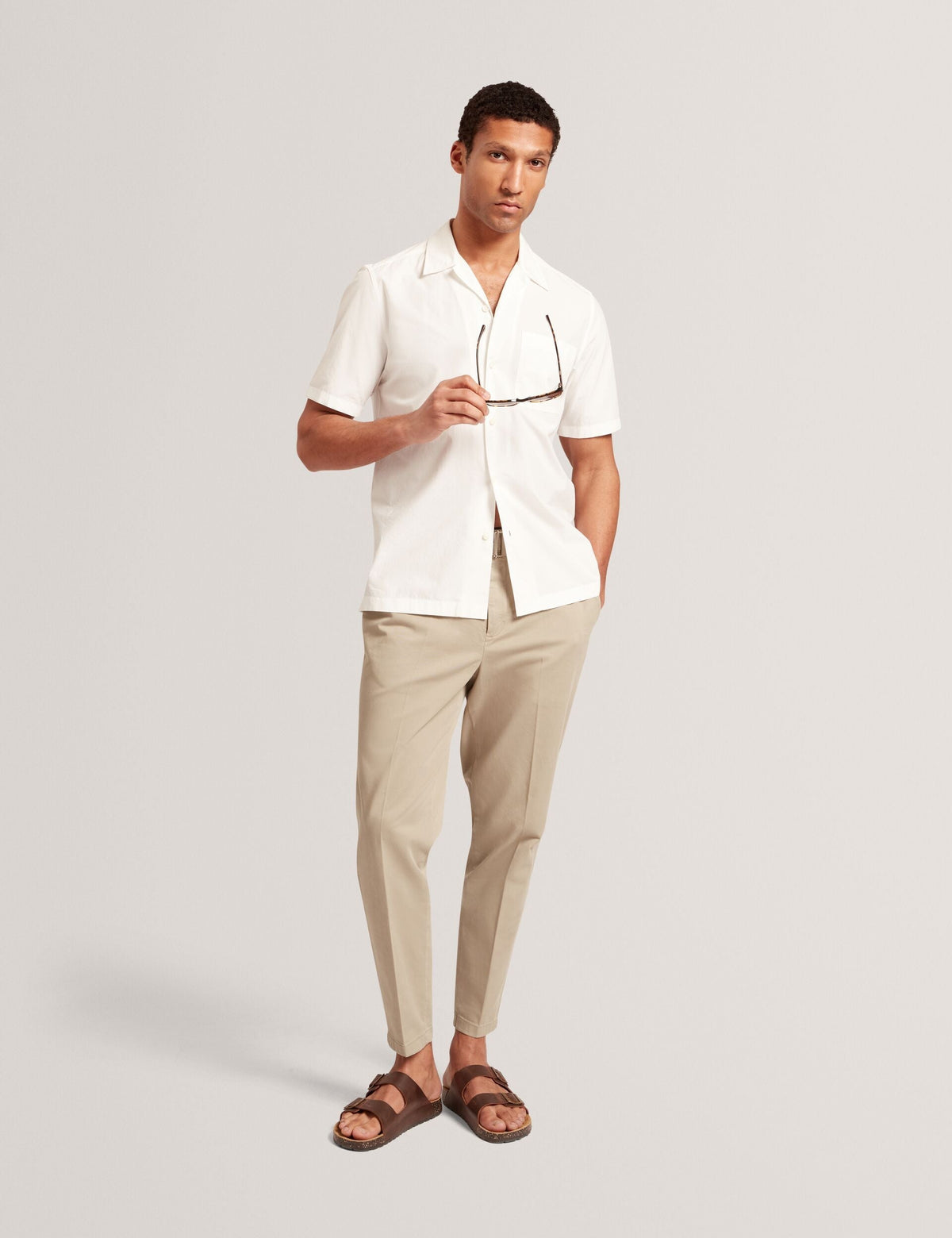 RADCLYF | WHITE