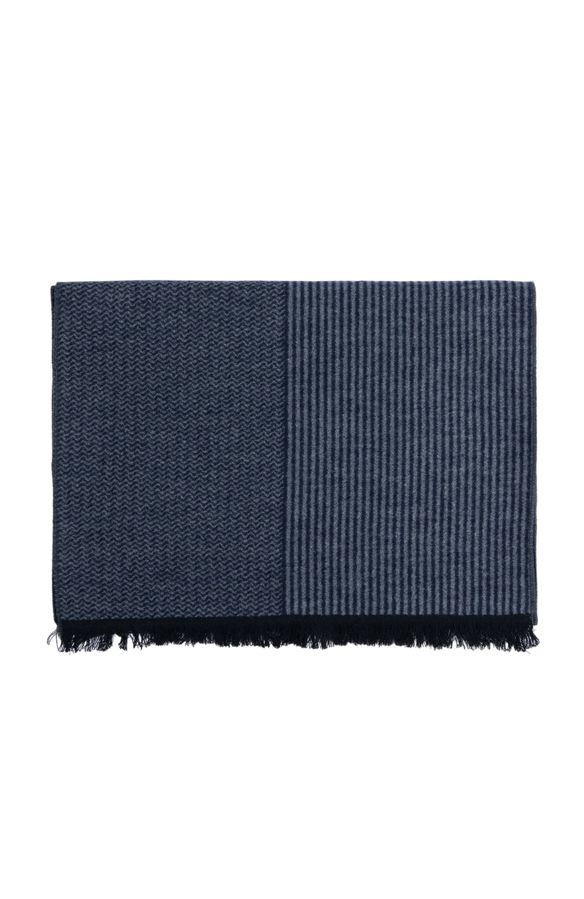 CHEVRON AND STRIPE SCARF | GREY