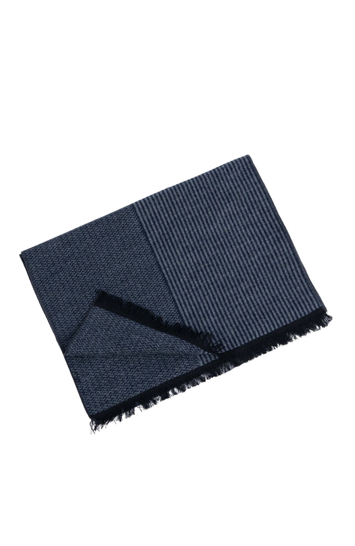 CHEVRON AND STRIPE SCARF | GREY
