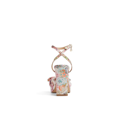 HALLIE | WISTERIA-FLORAL