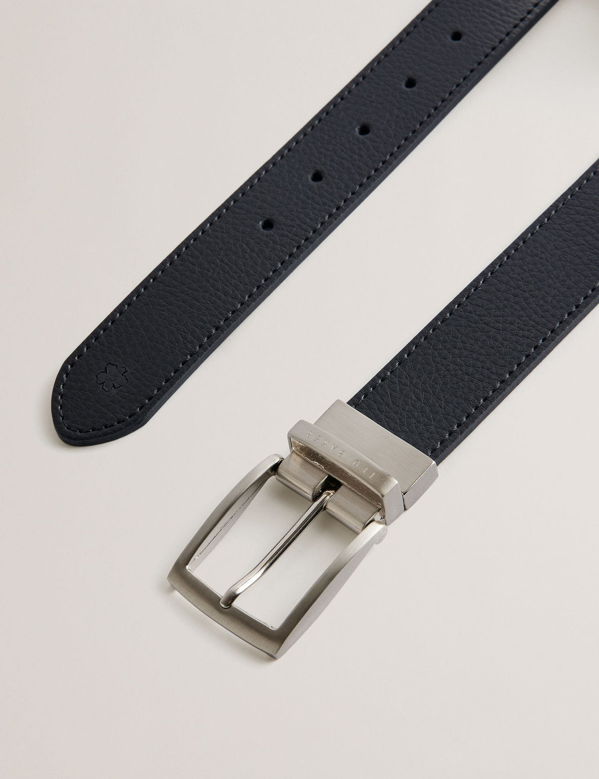 BREEMER | BLACK