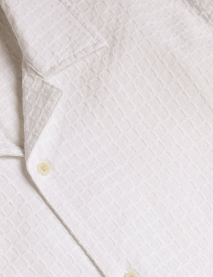 OISE | WHITE