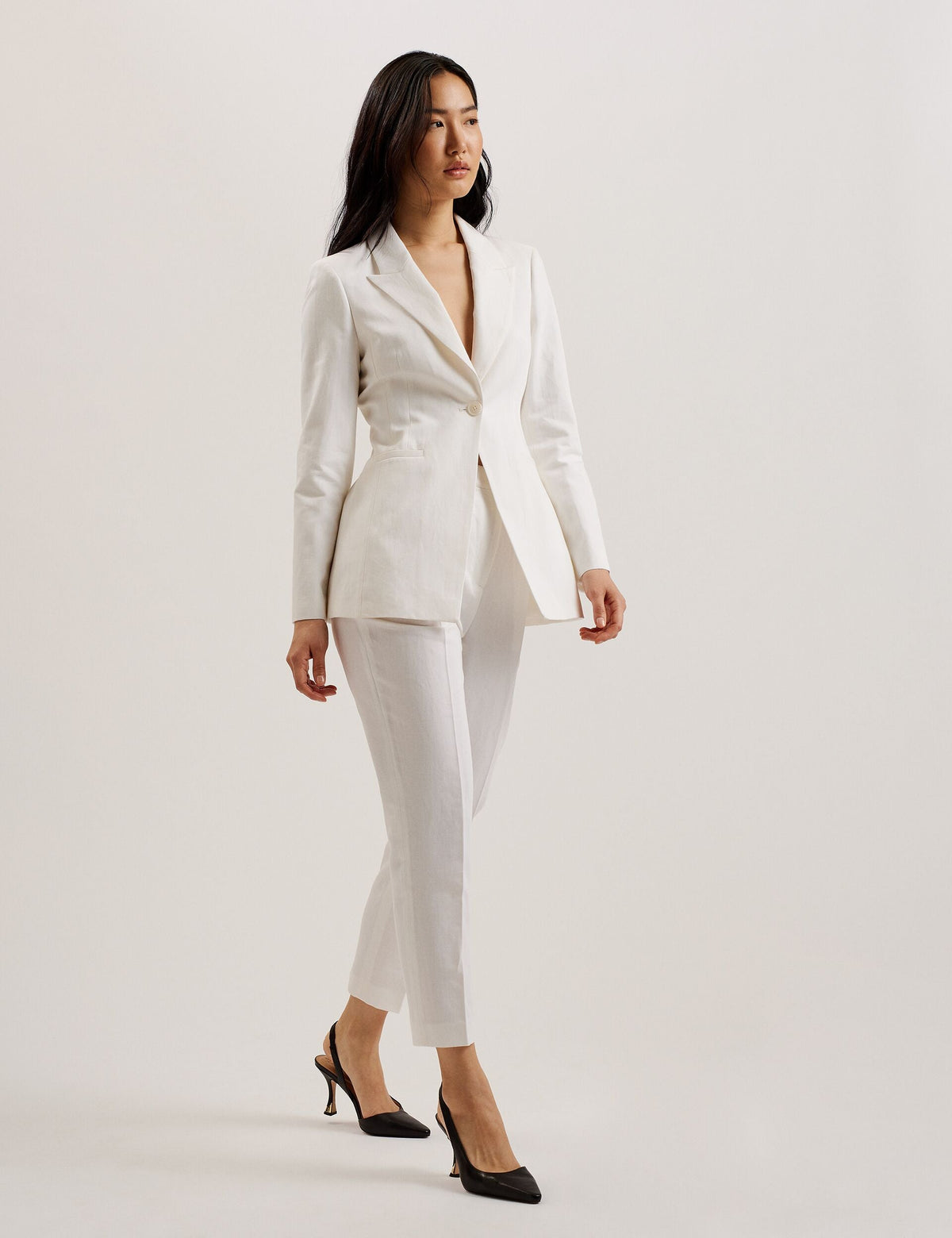 MUSUBT | WHITE