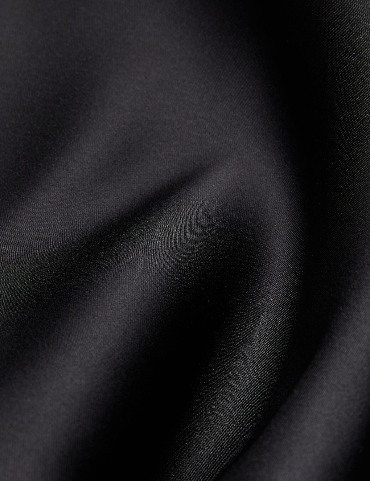 ERVA | BLACK