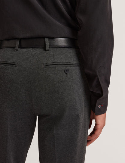 MERICKT | DK-GREY