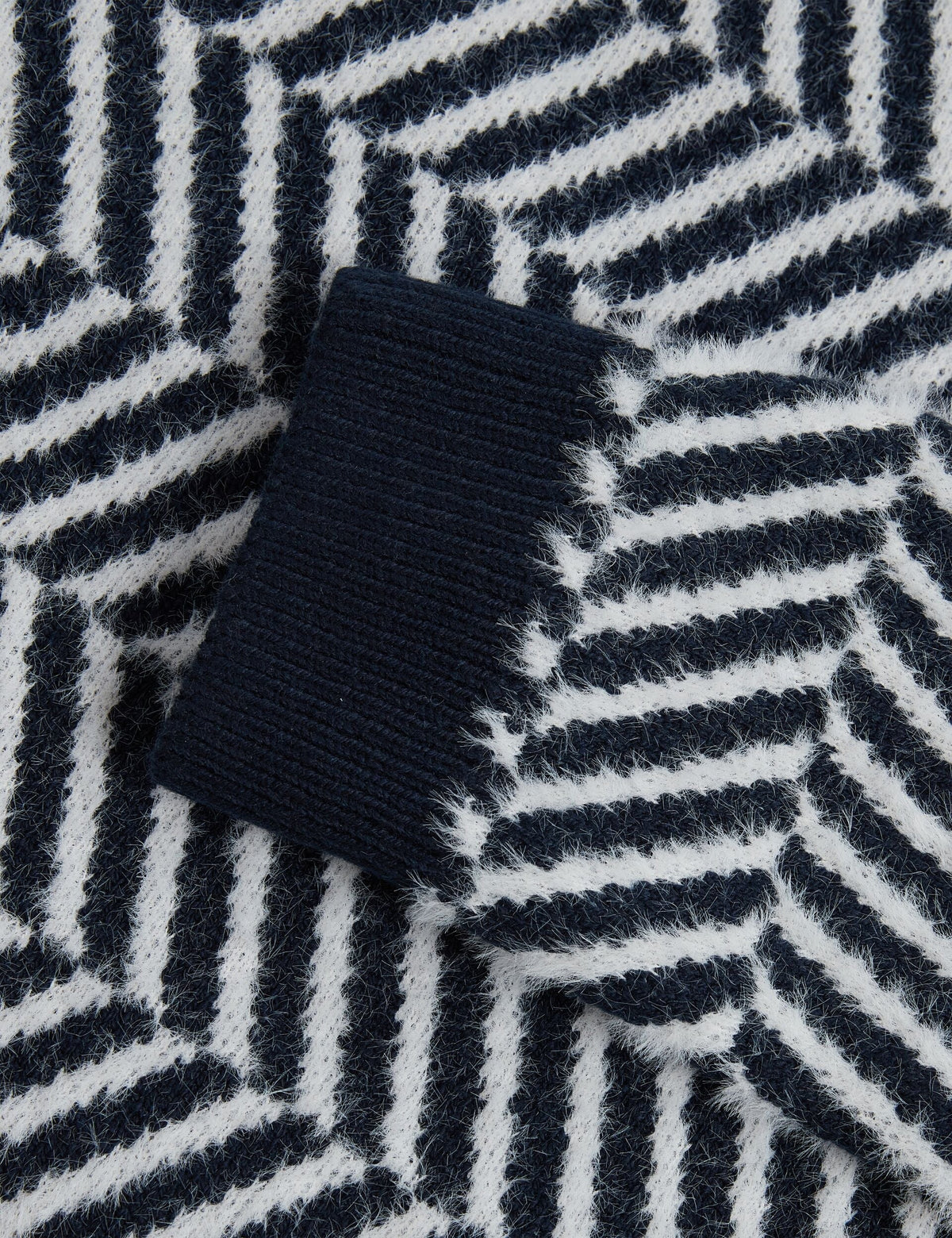 SERGEJ | NAVY