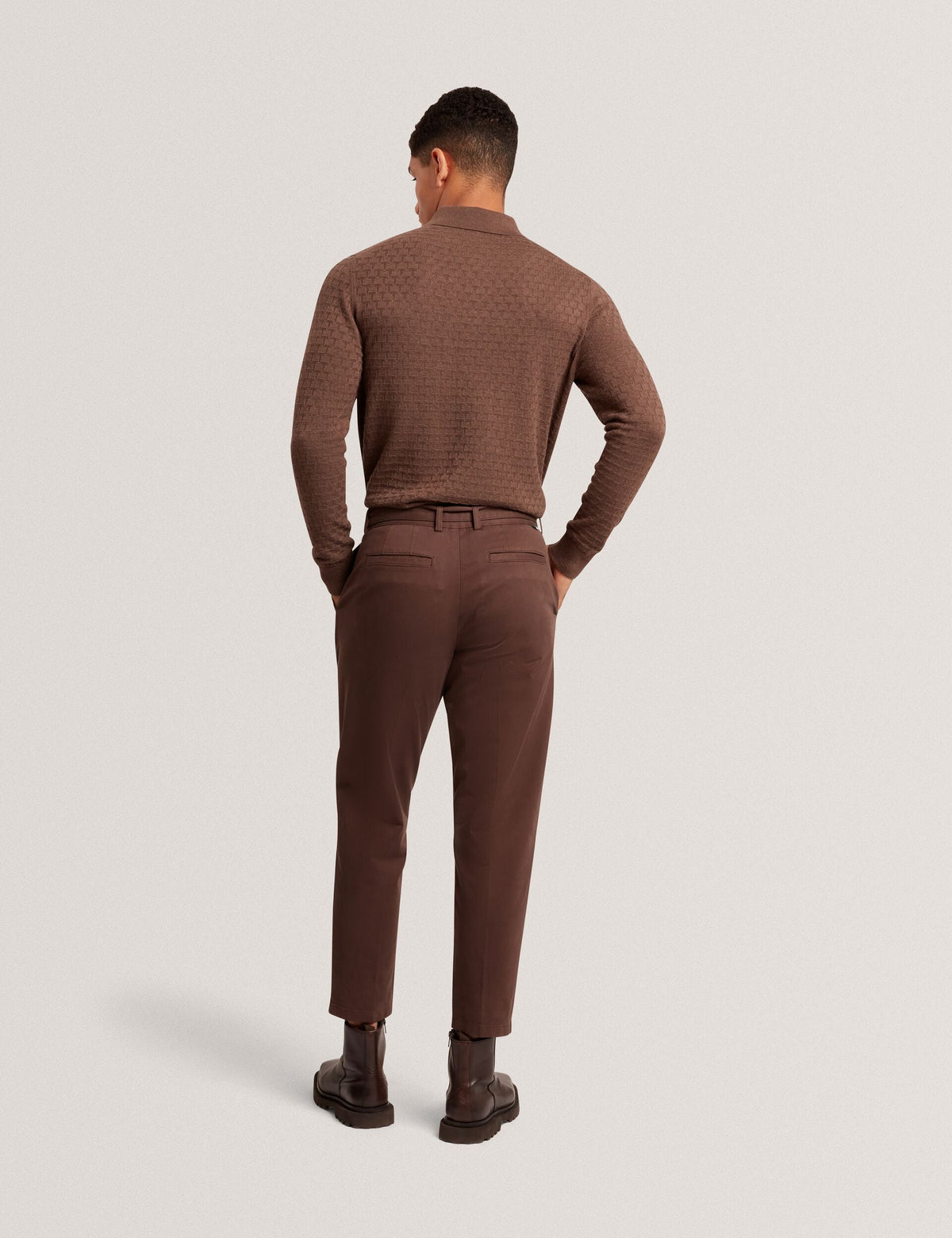 GATEN | DK-BROWN