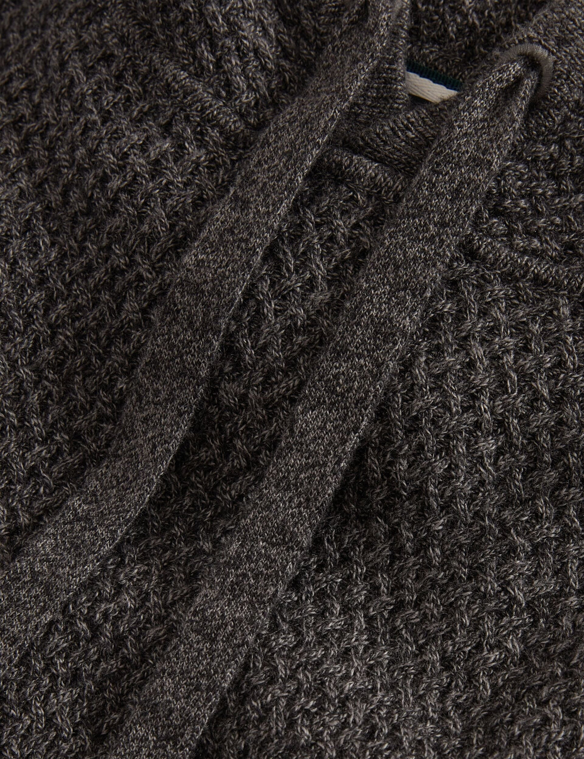 BANSTED | MID-GREY