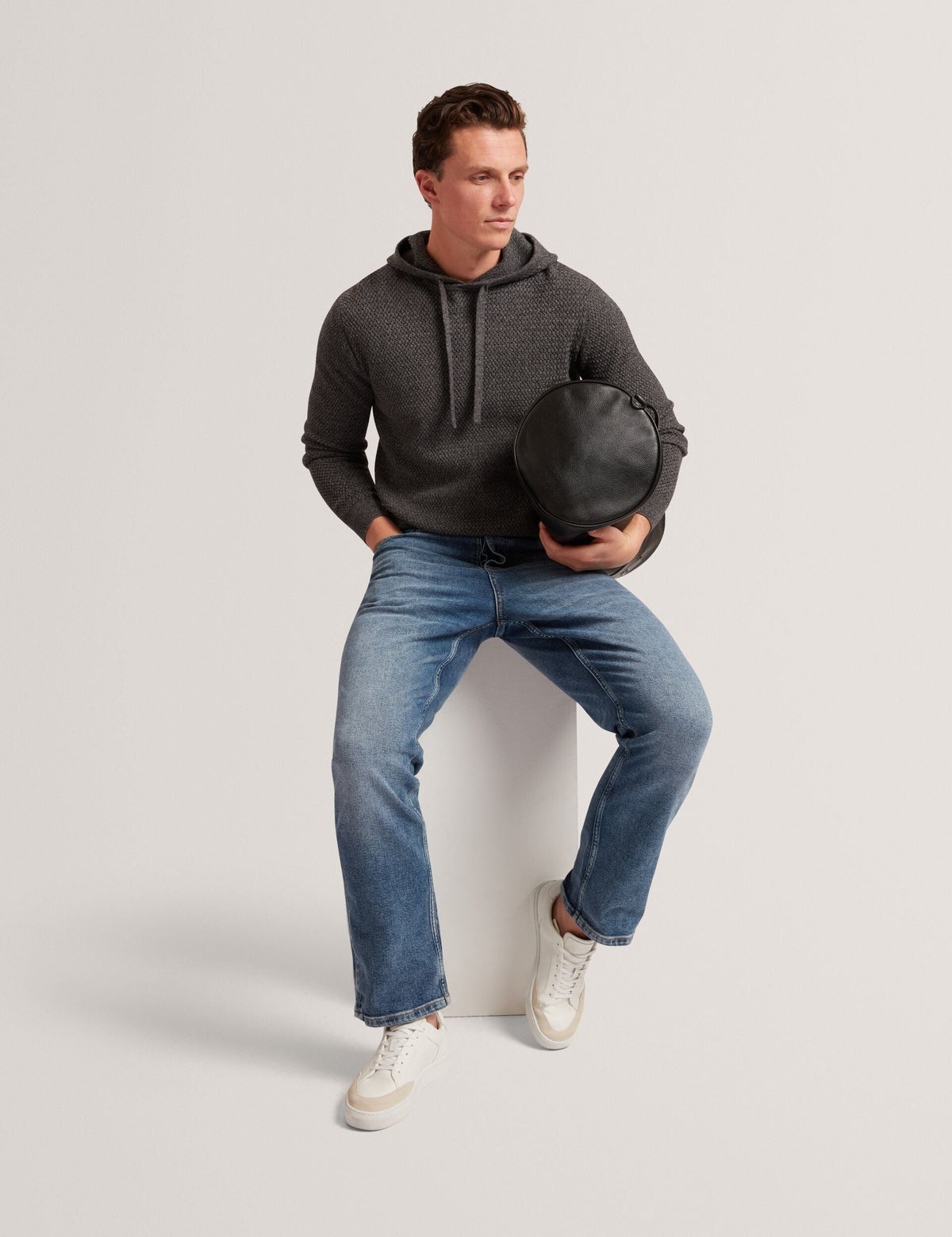 BANSTED | MID-GREY