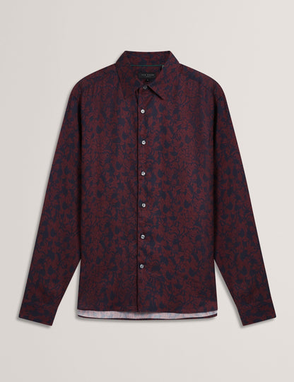AKSELLE | MAROON