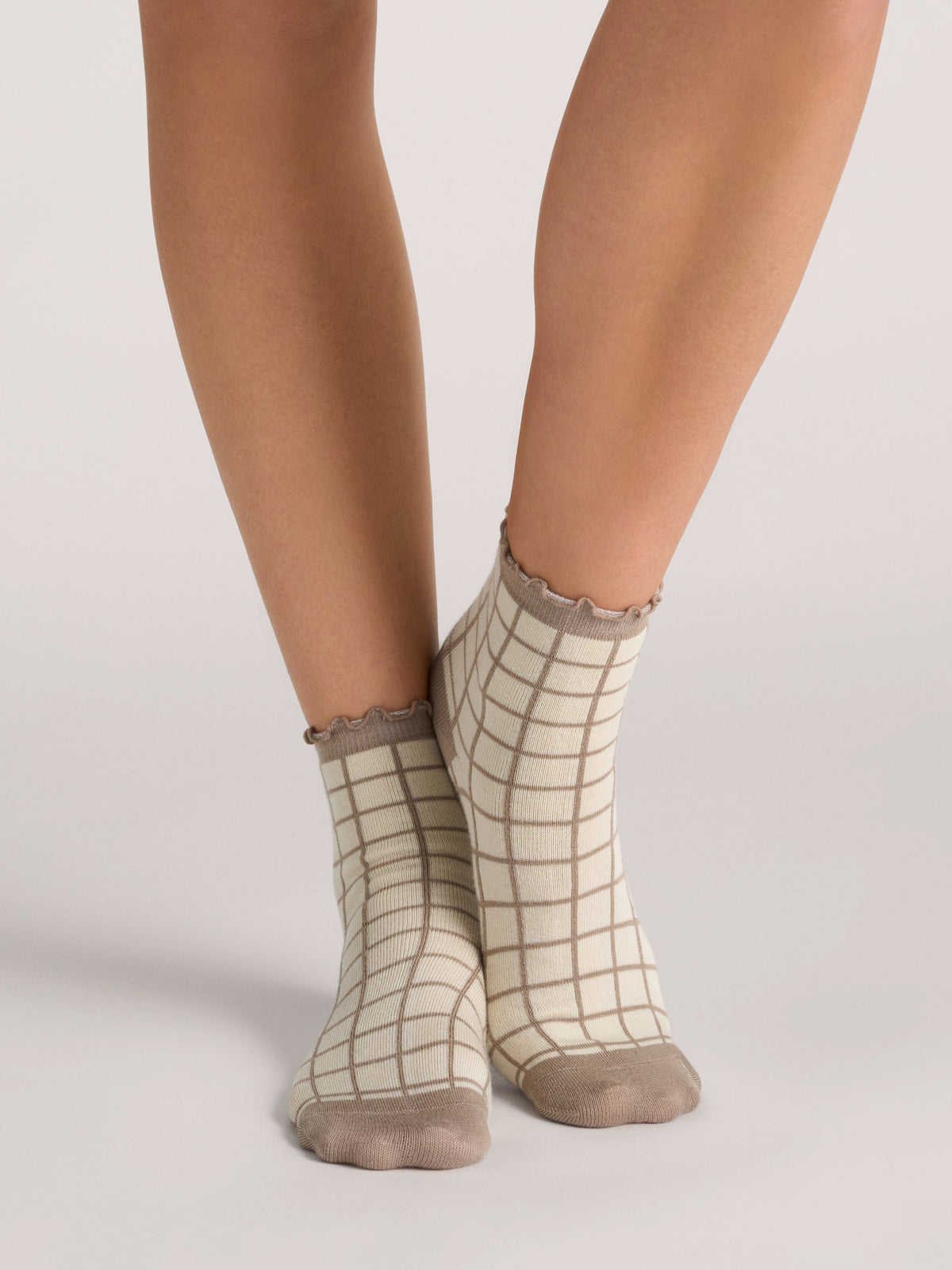 3 PK Women's Non Terry Ruffle Anklet | TAN