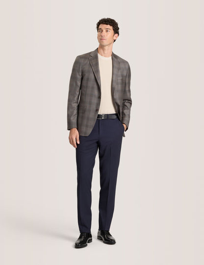 WINFRED | BROWN