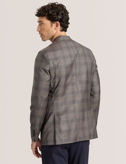 WINFRED | BROWN