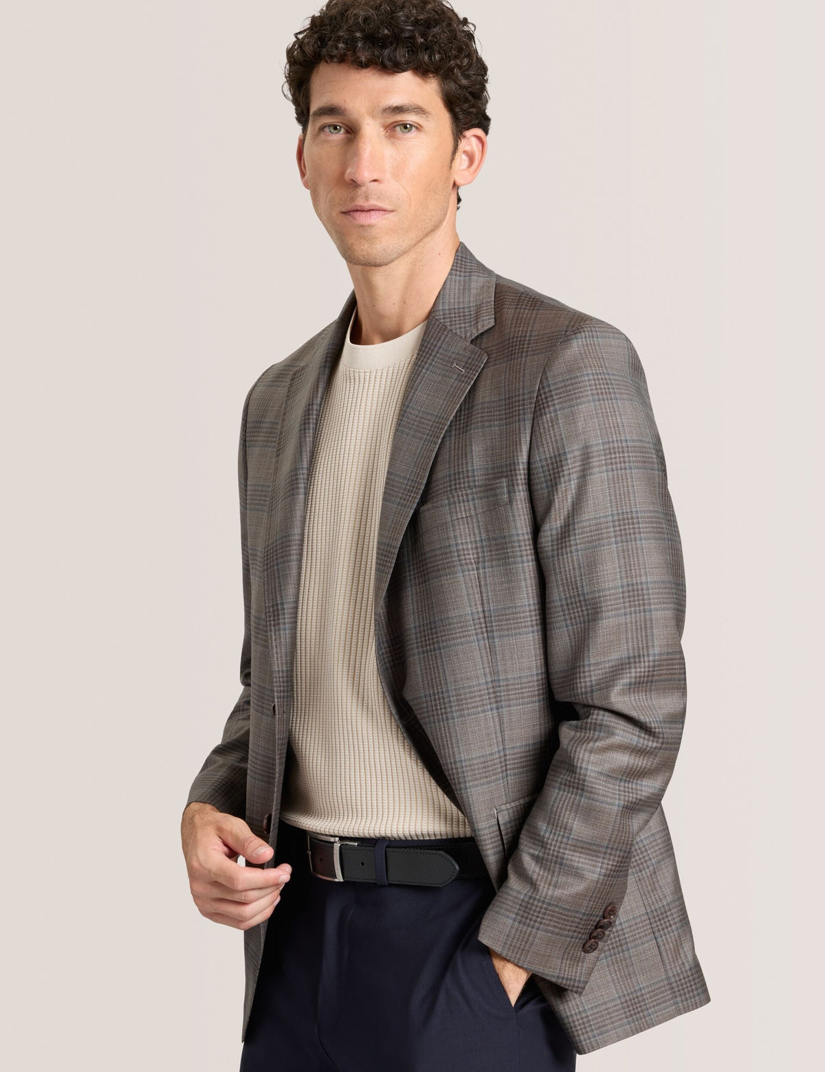 WINFRED | BROWN