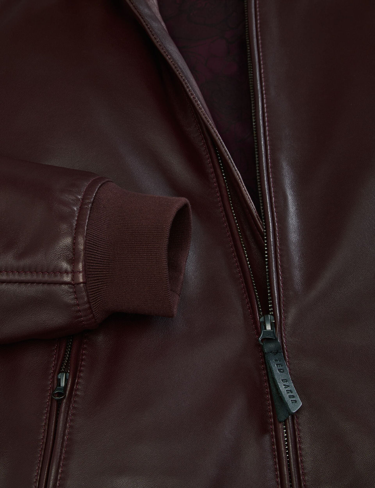 WAGGONER | BURGUNDY
