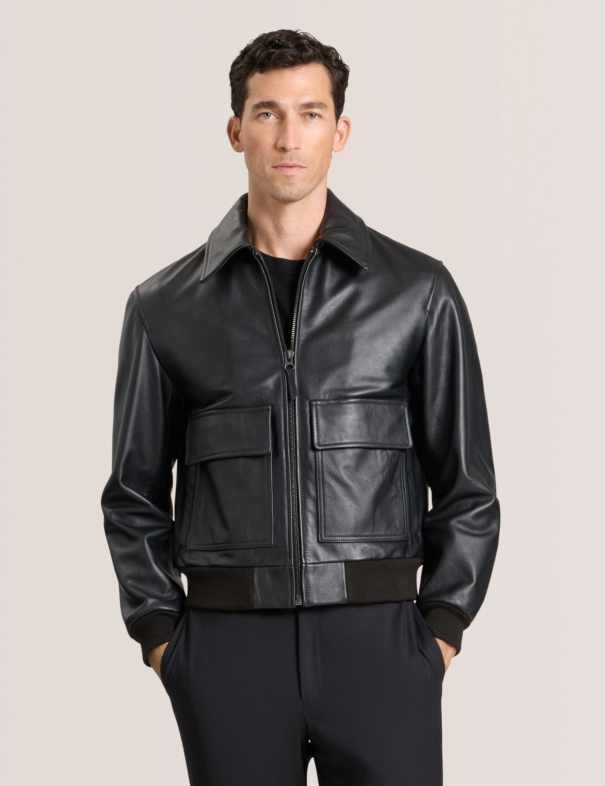 WHISTLER | BLACK